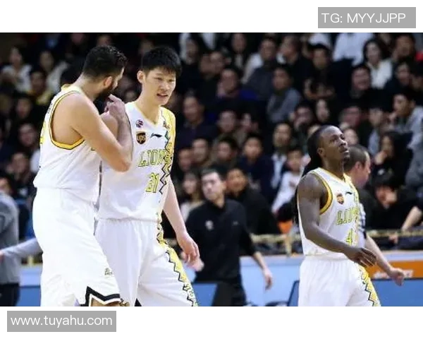 杭州乒乓球队在杯赛积分榜上以83分稳居第一名展现强劲实力 杭州乒乓球队在杯赛积分榜上以83分稳居第一名展现强劲实力